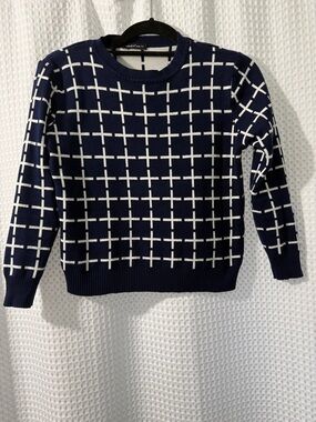 Yishion Navy and White Womens Crew Neck Crop Sweater Size Small
